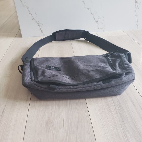 Swiss Gear Laptop Bag Messenger Mens 16 inch Gray Black Getaway Work Carry On - Picture 7 of 11